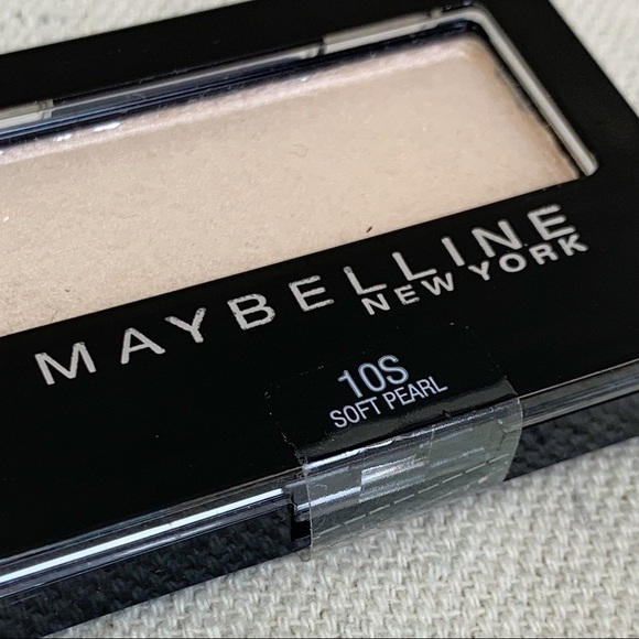 Maybelline New York Expert Wear Eyeshadow, Soft Pearl, 0.08 oz. NEW - Picture 3 of 5